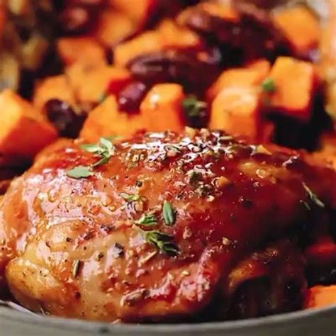 This Honey Roasted Chicken And Sweet Potatoes Skillet Is An Easy And