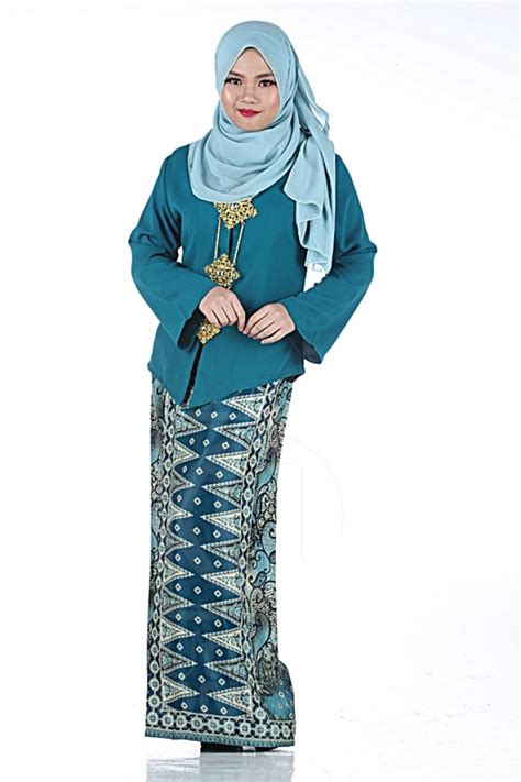 See more of pakaian tradisional melayu on facebook. Model Baju Kurung Modern Yang Paling Populer