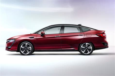 First Drive 2017 Honda Clarity Fuel Cell Automobile Magazine