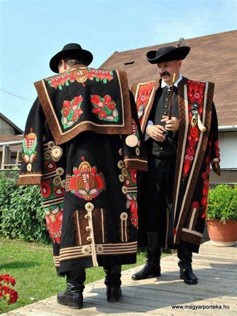 Pin By Ani On Magyar Motívumok Folk Clothing Hungarian Clothing