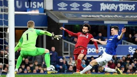 Live streaming liga inggris (epl) di mola tv secara online yang juga menayangkan bundesliga, carabao cup, serta film hbo, dan movie series terbaru lainnya. Jadwal Premier League Everton vs Liverpool Malam Ini Kick ...