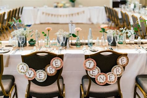 A backdrop of crisp fall florals, seasonal elements like pomegranates as escort cards, and striking gold accents turn a simple table display into a striking, standout setup. Head Table Ideas — Trendy Bride - Fine Art Wedding Blog ...