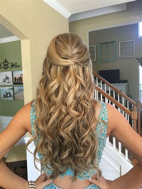 Beautiful Down Style By Long Hair Styles Hair Styles Dance Hairstyles