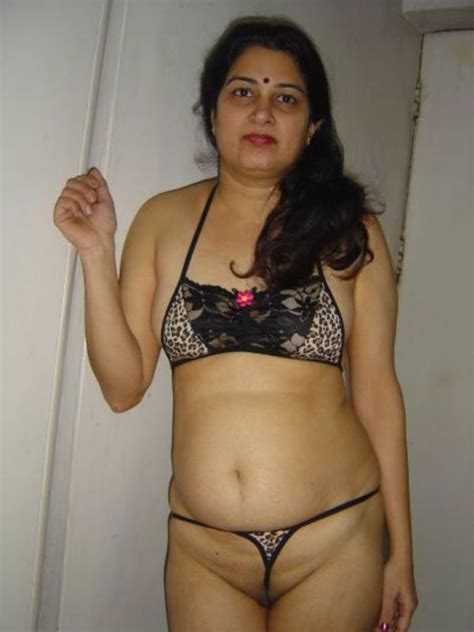 Indian Sex Club 4 U Only 18 Are Allowed Hot 40 Lella