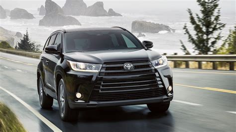 2018 Toyota Highlander How Does It Stack Up Against The Honda Pilot