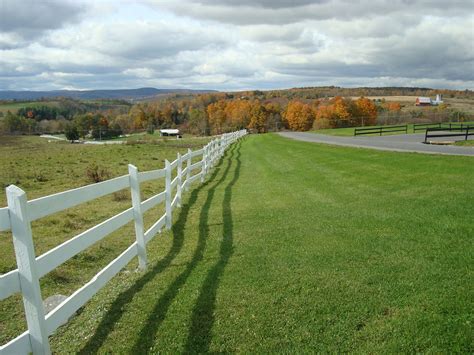Follow The Fence Taken At Howe Caverns On Trip Oct 14 15 Neil R