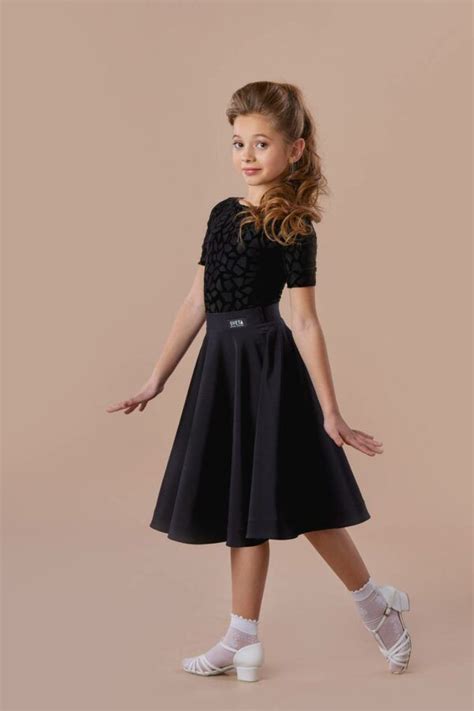 Черное Бальное Платье Для Девочки — Фото Картинки