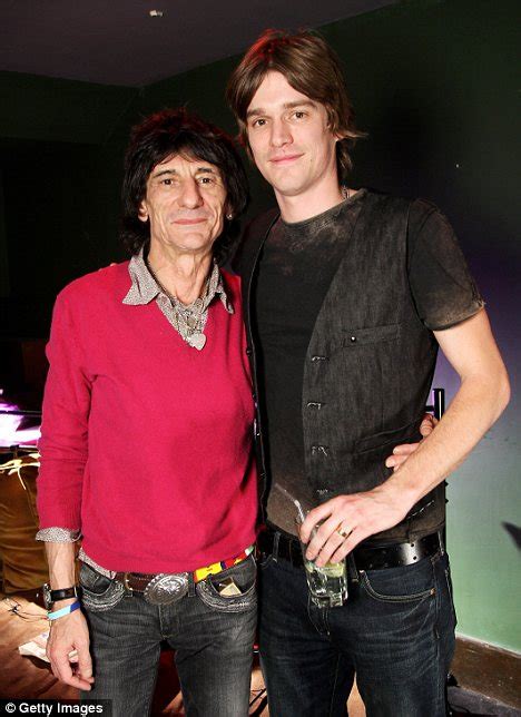 Ronnie Wood Reveals Hes Helping Musician Son Jesse Through Rehab