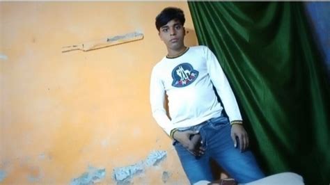 Ghar Pe Akele Mein Muth Maar Ke Lund Ka Maal Nikala Indian Boy Jerk Off