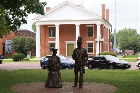 Video: Fun Facts about Abe Lincoln by Illinois State Historian - Ryan Spain