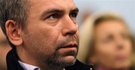 Si l'on en croit les dernières rumeurs, gérard darmon et sa compagne se. Philippe Torreton répond à Gérard Darmon et aux critiques de Gad Elmaleh en 2012 | Le HuffPost