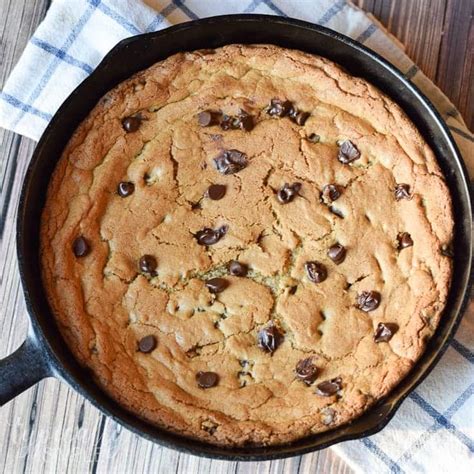 Skillet Cookie Recipe: A Simple Sweet Dessert Treat