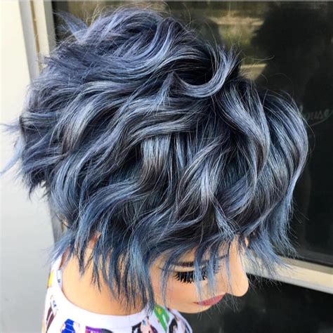 Ask your stylist for some longer lengths at your crown. 10 Hi-Fashion Short Haircut for Thick Hair Ideas 2020 ...