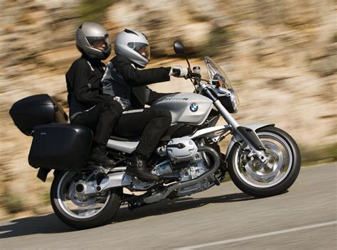 Motorcycletv lives with and rides the r1200r for this extensive test. BMW R 1200 R specs - 2006, 2007 - autoevolution