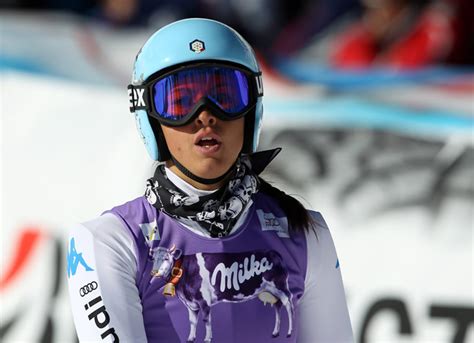 In 2017, she took home a gold medal from the world military games in sochi. Irene Curtoni beim Riesenslalom in St. Moritz nicht dabei