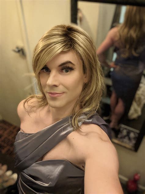 It's been a while, but feeling pretty good about this look : r