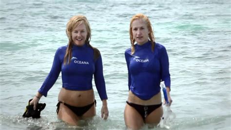 Rachael Harris And Angela Kinsey Save The Sea Turtles Youtube