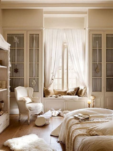 31 Awesome French Style Bedroom Decor Ideas To Try Asap French