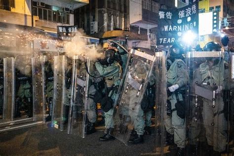 Hong Kong Protest Clashes With Police Turn Downtown Into Tear Gas