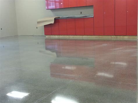 High Gloss Floor Polish By Polishmaxx Of Cedar Rapids Ia Polishmaxx