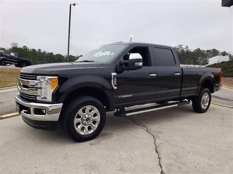 Pre Owned 2017 Ford Super Duty F 350 Srw Lariat With Navigation And 4wd