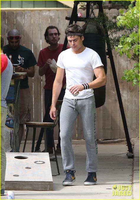 Zac Efron Lays In Dave Francos Lap On Townies Set Photo 2867013