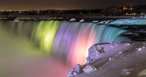Niagara Falls At Night With The Coloured Lights On Them Niagarafalls