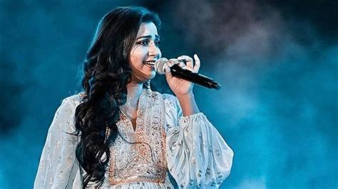Shreya Ghoshal S Top 11 Songs You Must Hear Now Iwmbuzz
