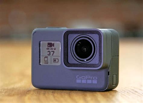 But are those two features worth another $100? GoPro Hero 6 - mali veliki heroj - Primorske novice