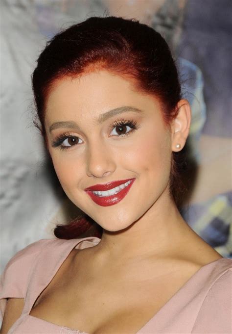Hollywood Celebrities Photo Stills: Ariana Grande at Victorious ...