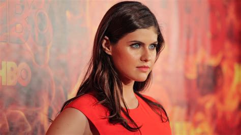 46 Alexandra Daddario Baywatch Movie Her Hos Undergrunnen