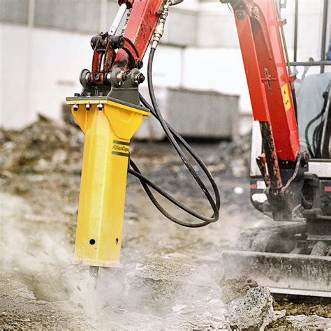 Excavator Hydraulic Breaker Hire Hertfordshire | Herts Tool Co.