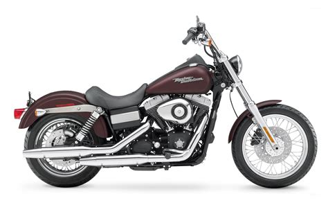 Side View Of A 2006 Harley Davidson Dyna Wallpaper Motorcycle