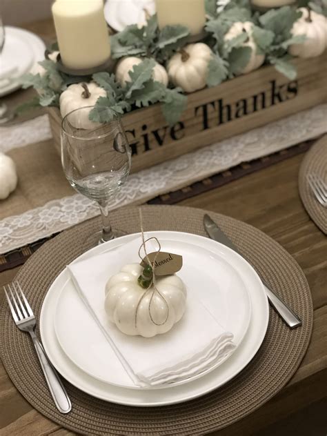 Thanksgiving plate setting. | Thanksgiving plates, Thanksgiving plate settings, Thanksgiving ...