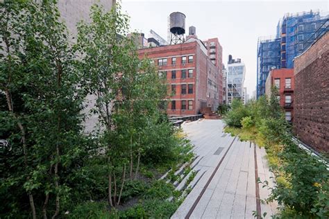 Section 2 Of The High Line By James Corner Field Operations 谷德设计网