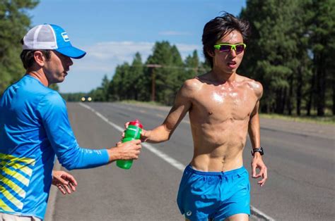 The morning before the marathon, agravante had been writhing in pain at the brick road of putrajaya, and was with the painful experience of the sea games now behind him, agravante is now shifting his focus on southeast asian games, sea games, sea games 2017, marathon, jeson agravante. Sea Games 2017 : Acara Marathon Pt 2 - lariansebuahkitab