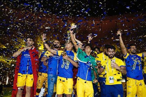خلفيات نادي النصر السعودي al nassr fc للهواتف الذكية أندرويد والايفون. الوليد بن طلال يكافئ النصر ومسؤول يفسد فرحة جماهير "الأصفر"