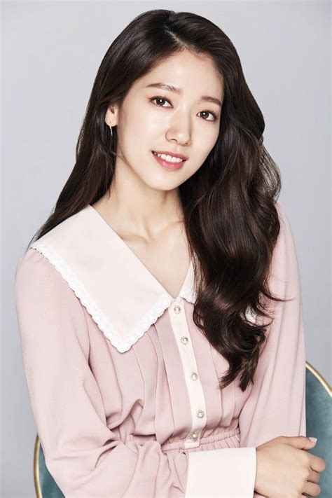 She gained recognition for starring in melodramas stairway to park shin hye was raised in songpa district, a district in seoul, south korea. Park Shin Hye and Hyun Bin in New Media Stills for ...