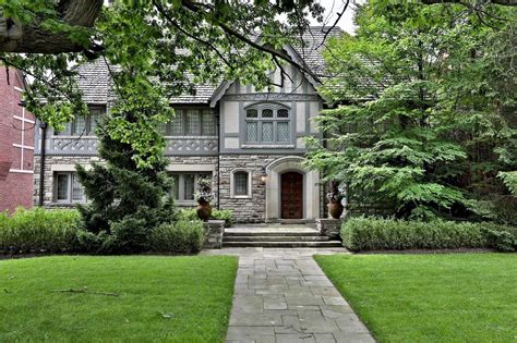 120 Old Forest Hill Road Toronto Zoloca