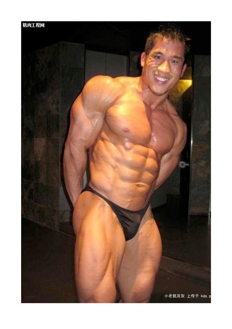 Bodybuilder Bulge Posing Trunks VPL Lin Pei Qu Bulging Black String