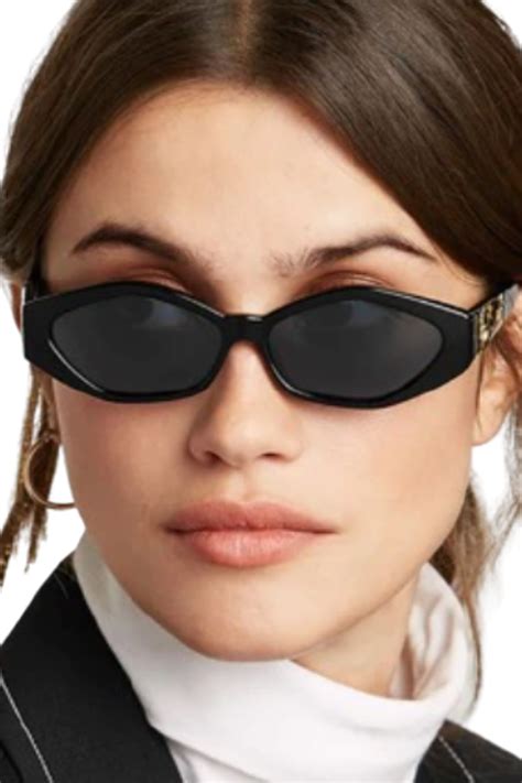 Rectangle Sunglasses In 2021 Rectangle Sunglasses Sunglasses Eyewear Womens