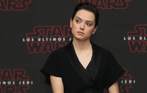 Daisy Ridley Rules Out Returning As Rey For Next Star Wars Trilogy