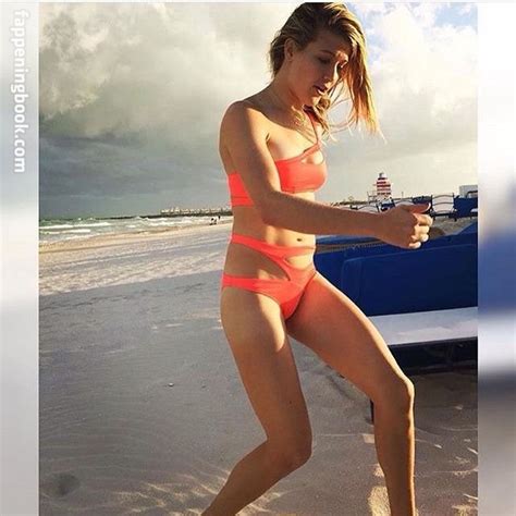 Genie Bouchard Nude OnlyFans Leaks Fappening Page 16 FappeningBook