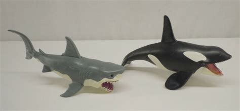 Great White Shark And Killer Whale Playset Animal Planet 2day Ship For