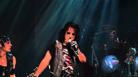 Alice Cooper Devils Food Live And Hd Raise The Dead Tour Youtube