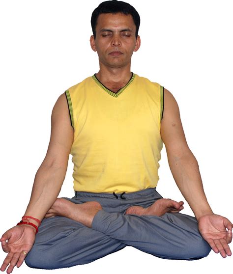 Padmasana The Lotus Pose How To Do Lotus Pose Benefits Learn