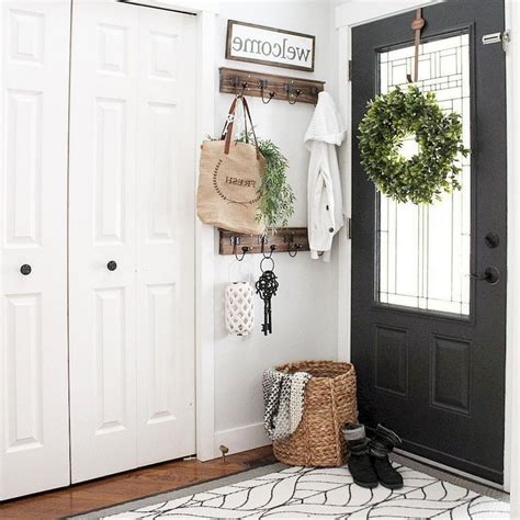 79 Awesome Modern Farmhouse Entryway Decorating Ideas Page 6 Of 81