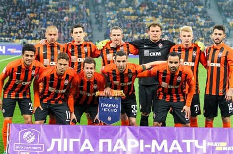 It shows all personal information about the players, including age, nationality, contract duration and current market value. 2016-17 FC Shakhtar Donetsk season - Wikipedia