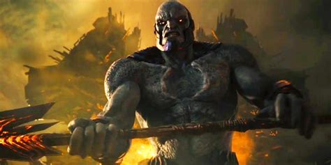 Justice League First Clear Look At Snyders Darkseid In Armor Debuts