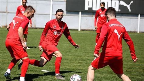 Sivasspor Denizlispor maçının hazırlıklarını tamamladı Futbol